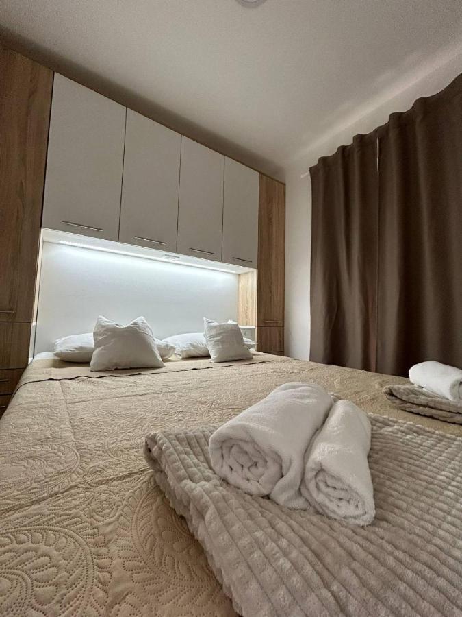 Oremore - Premium Mobile Home - Oaza Mira Camping, Drage Kültér fotó
